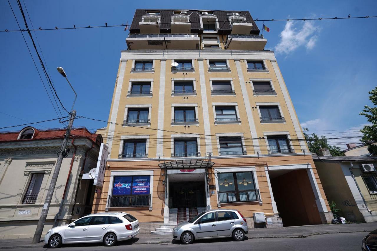 City Center Premium Apartments Bukarest Exteriör bild