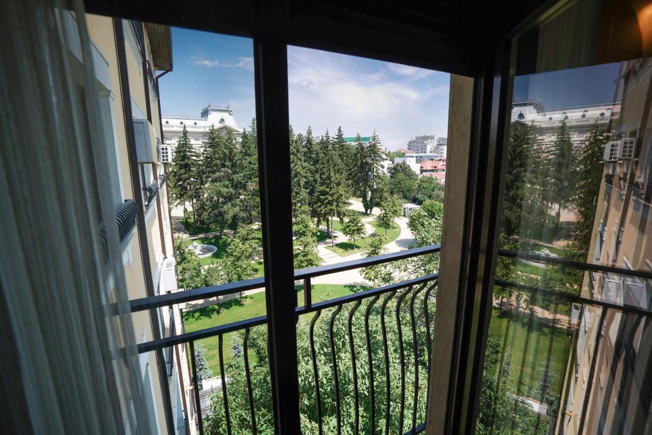 City Center Premium Apartments Bukarest Exteriör bild